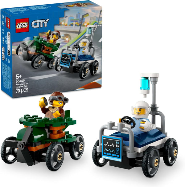 LEGO City Airplane Vs. Hospital Bed Race Car Set - Jucărie Soapbox pentru băieți și fete de la 5 ani - Set de construcție cu 2 minifigurine - Cadou aniversar și de vacanță 60459 Seturi de constructie Besuche den LEGO-Store Titlu implicit