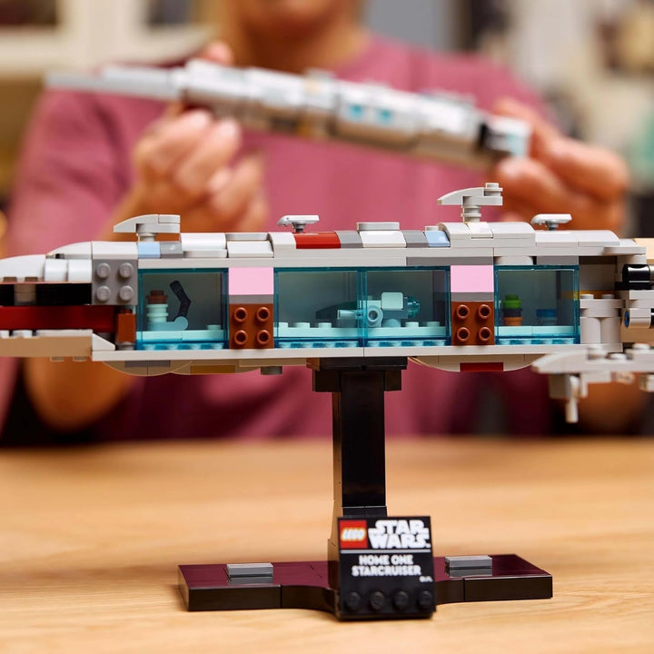 LEGO Star Wars 75405 Home One Starcruiser din Întoarcerea lui Jedi - Model de navă stelară - Set de fantezie și colecție de construit și expus - Cadou pentru fanii adulți și adolescenți Seturi de constructie Besuche den LEGO-Store
