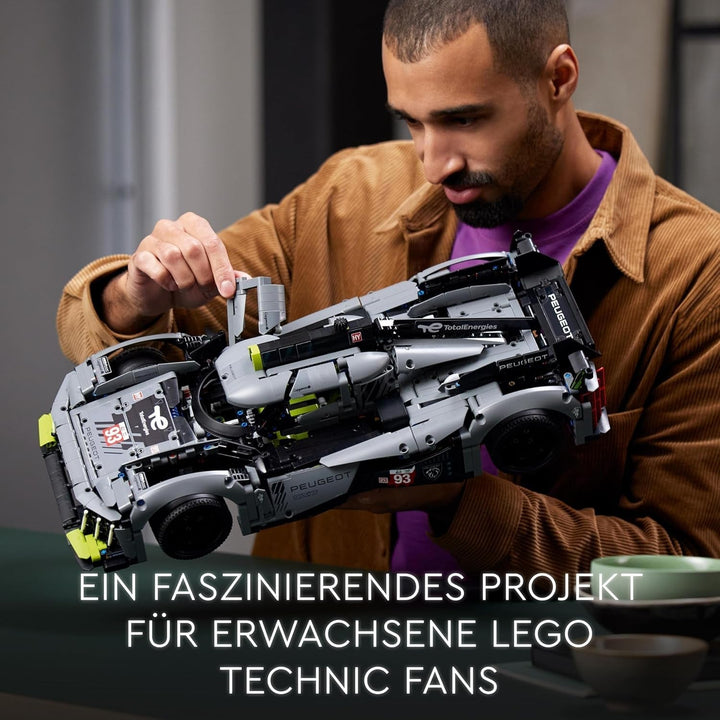 LEGO 42156 Technic Peugeot 9X8 24H Le Mans Hybrid Hypercar, mașină de curse legendară, kit model pentru adulți, scara 1:10, mașină de motorsport de colecție pentru jucători avansați Seturi de constructie Besuche den LEGO-Store