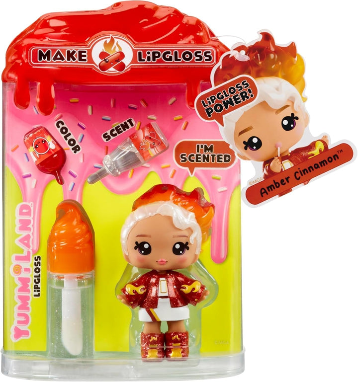 Papusa cu luciu de buze Yummiland - Mystery Chase - Include set de luciu de buze DIY, potrivit pentru copii cu vârsta de 4 ani și peste Papusi Naty Shop Ambra scorțișoară Seria 2