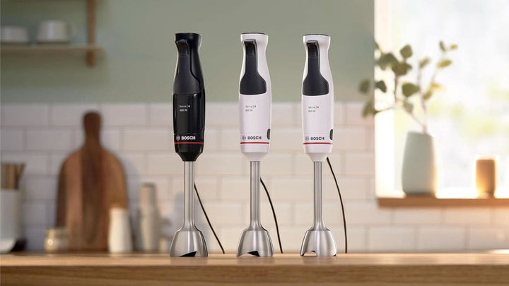 Bosch Stabmixer Ergomaster Serie 4 MSM4W220, Zerkleinerer, Einhändig Bedienbar, Edelstahl-Klingen, Verschleißfreie Keramik-Kupplung, Mixbecher, Quattroblade, Antisplash, Einschaltsperre, 600 W, Weiß Mama si Copilul Naty Shop