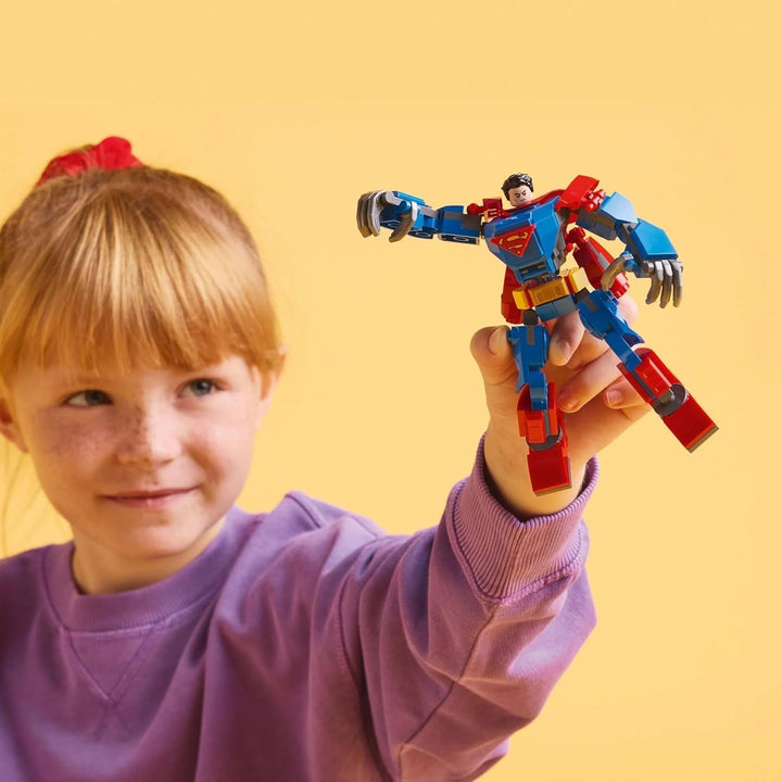 LEGO DC Superman Mech Vs. Lex Luthor - Jucărie de supererou cu 2 minifigurine - Figurină de acțiune construibilă cu brațe, picioare și degete mobile - Cadou pentru băieți și fete cu vârsta peste 6 ani 76302 Seturi de constructie Besuche den LEGO-Store