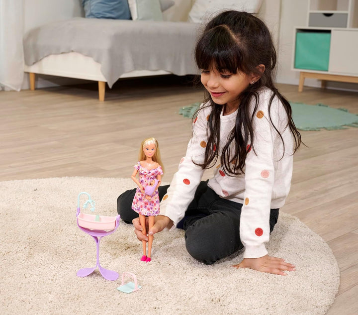Simba 105733680 Steffi LOVE Doll Hello Baby (29 Cm) - Păpușă de joacă gravidă cu burtă în creștere, păpușă și accesorii - jucărie pentru copii pentru fete și băieți de la 3 ani, negru Papusi Naty Shop