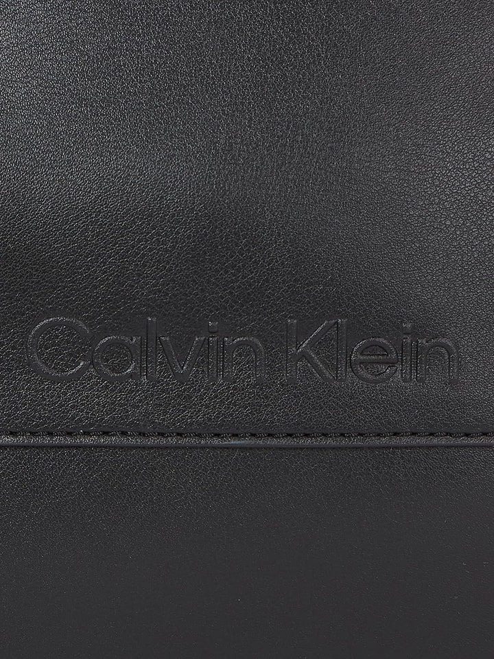 Calvin Klein Ladies Ck Set Camera Bag K60k611073 Crossovers Genti Femei Naty Shop