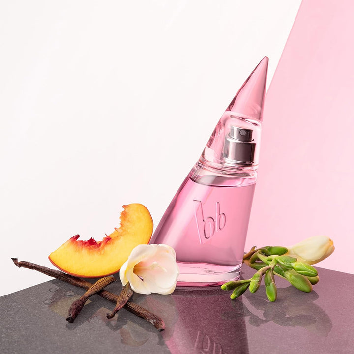 Bruno Banani Woman – Apă de Toaletă Spray Natural – Parfum Floral-Fructat pentru Femei – 1 Pachet (1 x 50 ml)