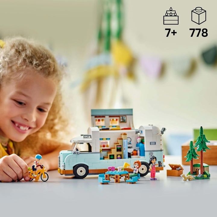 LEGO Friends Caravan, Set de construcție pentru jocuri de rol cu o rulotă de jucărie, Cadou pentru fete cu vârsta de peste 7 ani, Set de joacă creativ cu 3 minifigurine și figurină de animal dihor 42663 Seturi de constructie Besuche den LEGO-Store