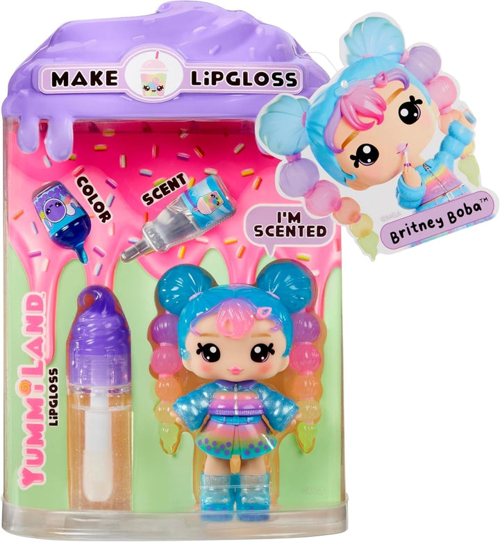 Papusa cu luciu de buze Yummiland - Mystery Chase - Include set de luciu de buze DIY, potrivit pentru copii cu vârsta de 4 ani și peste Papusi Naty Shop Britney Boba Seria 2